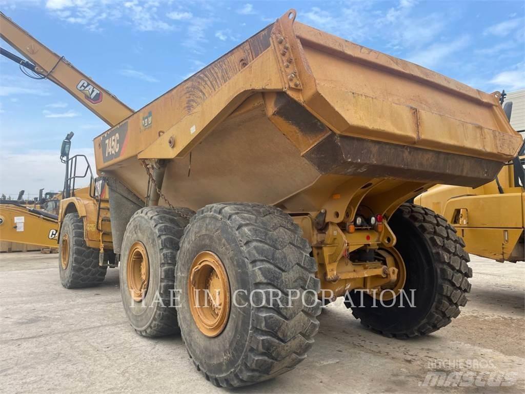 CAT 745C Dumpperit