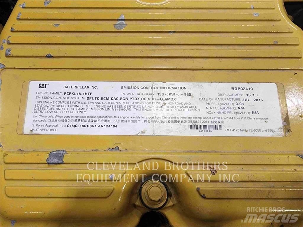 CAT 745C Vesisäiliöautot