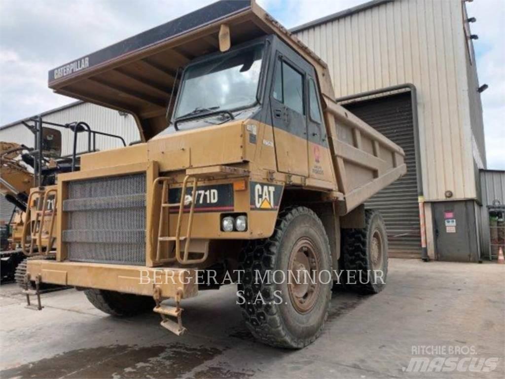 CAT 771D Dumpperit