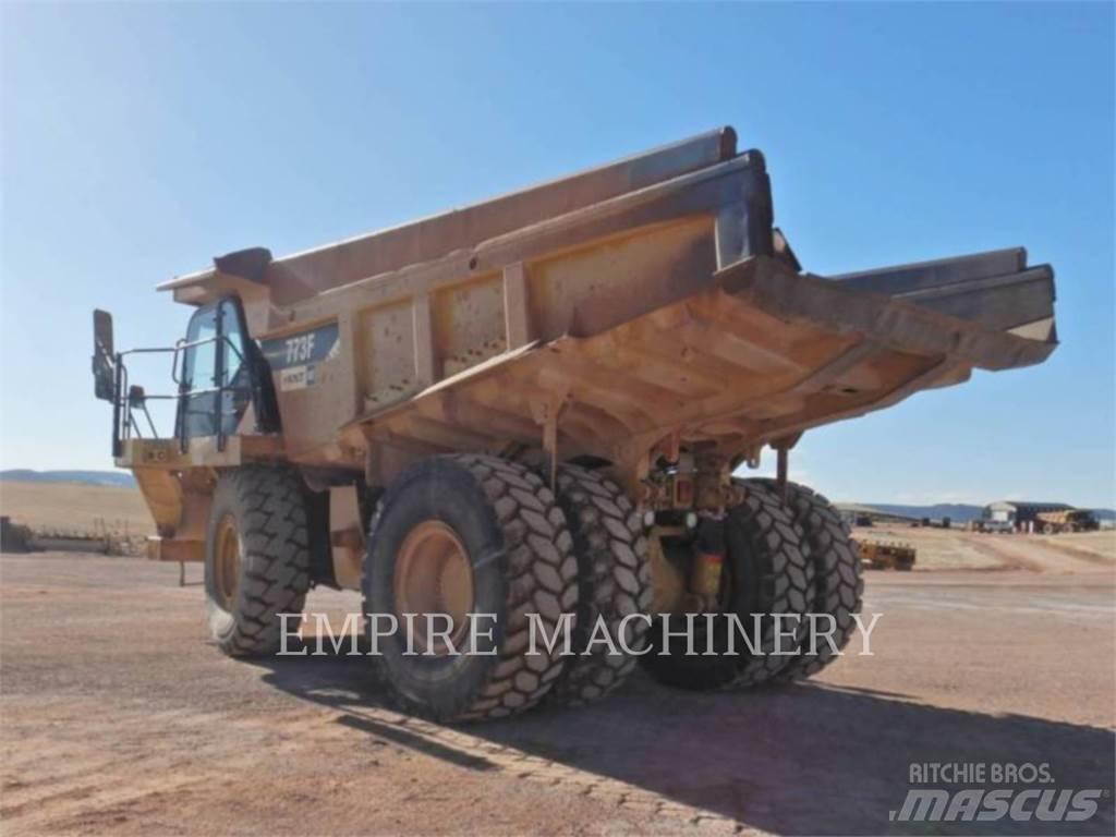 CAT 773F Dumpperit