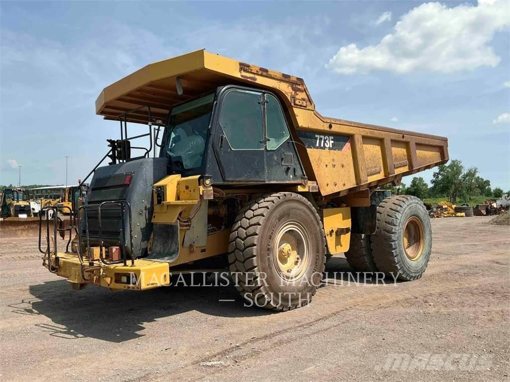 CAT 773F Dumpperit