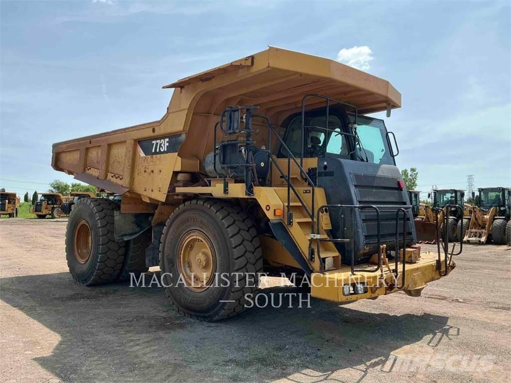 CAT 773F Dumpperit