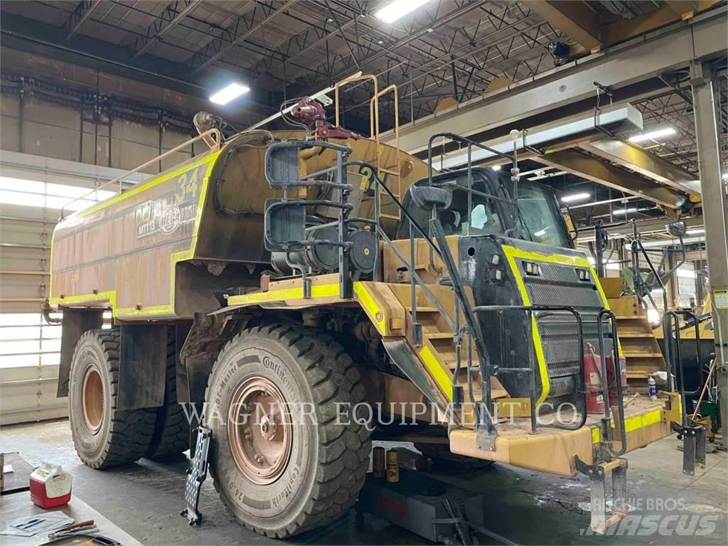 CAT 773F WT Vesisäiliöautot