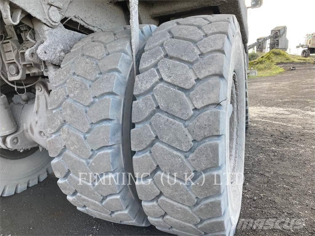 CAT 775D Dumpperit