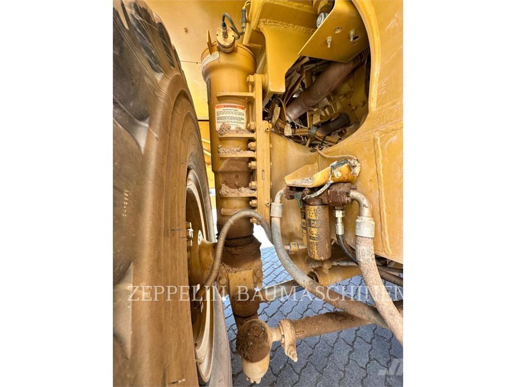 CAT 775E Dumpperit