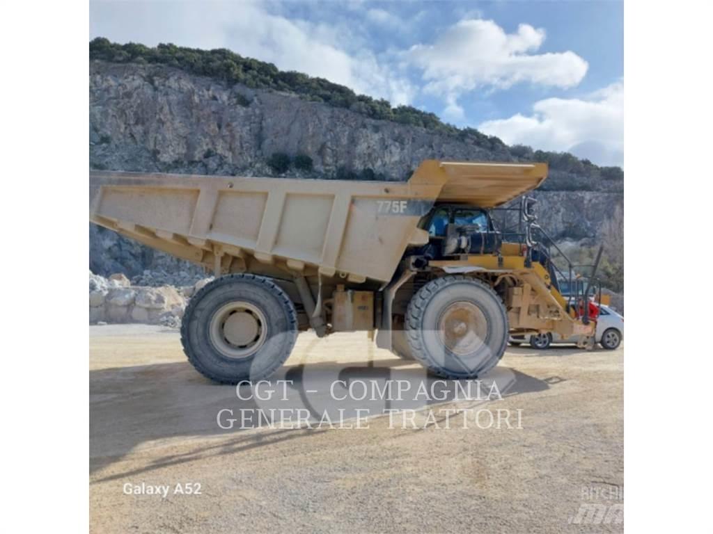 CAT 775F Dumpperit
