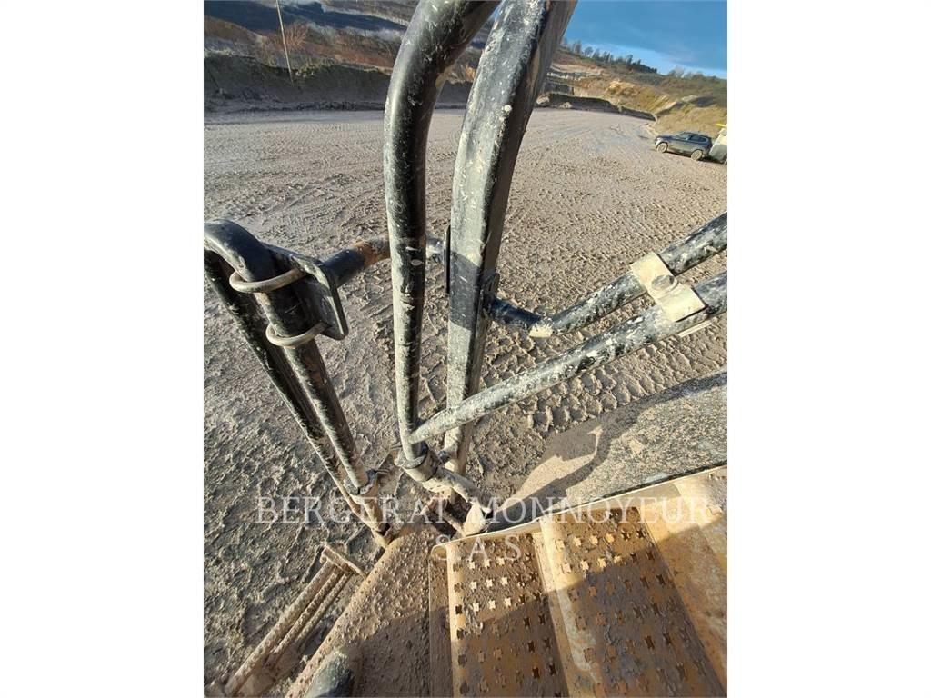 CAT 777G Dumpperit