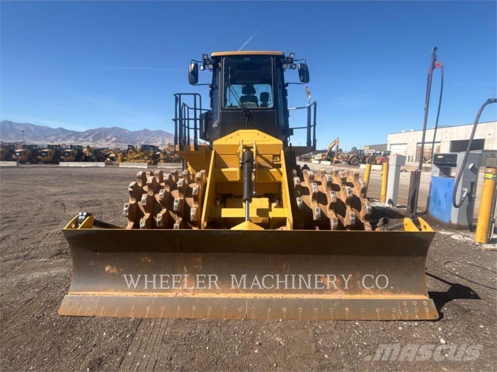 CAT 815 Yhdistelmäjyrät