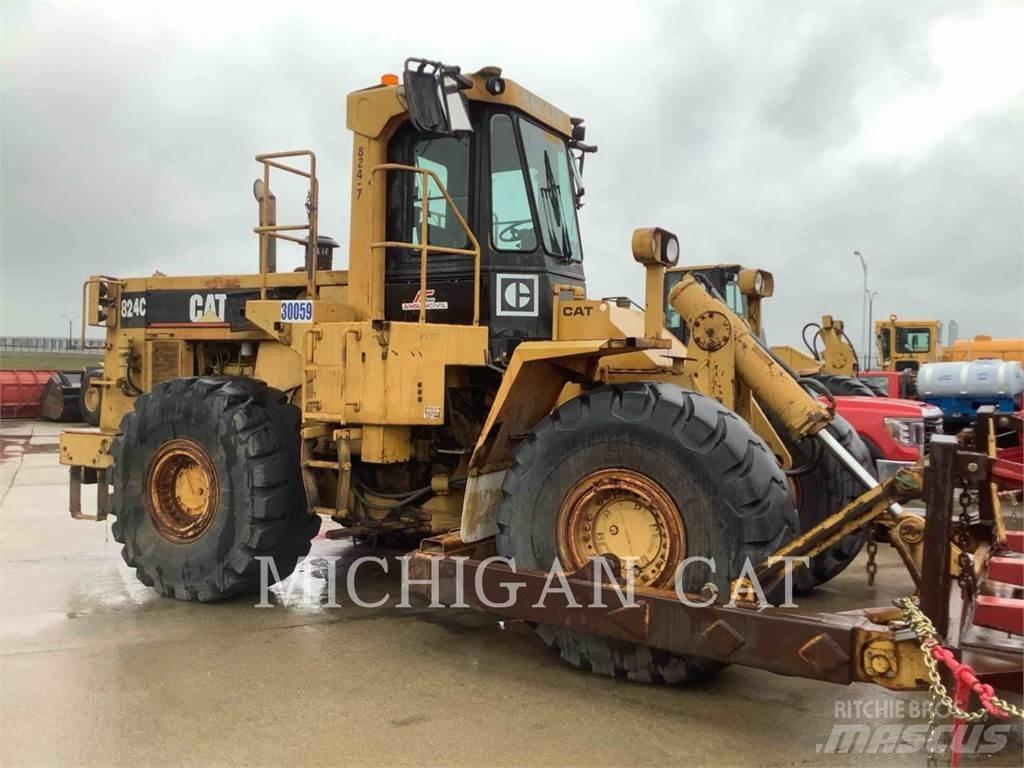 CAT 824C Pyöräkuormaajat