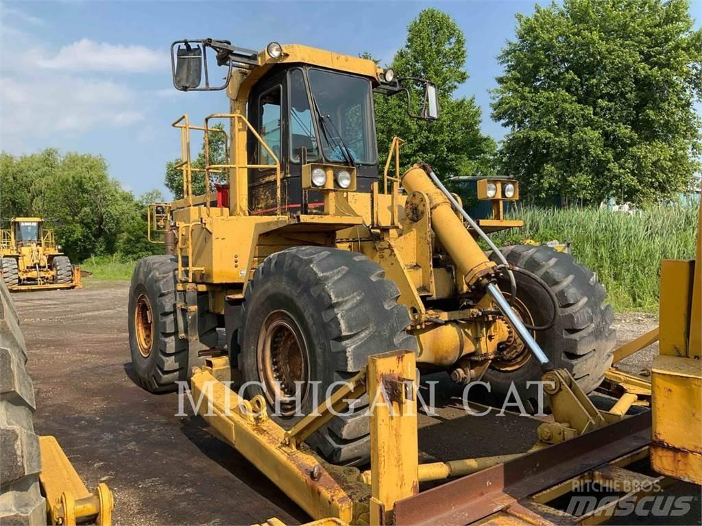 CAT 824C Pyöräkuormaajat