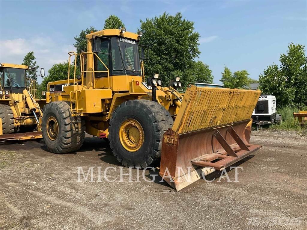 CAT 824C Pyöräkuormaajat