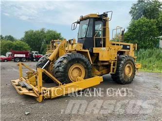 CAT 824C Pyöräkuormaajat