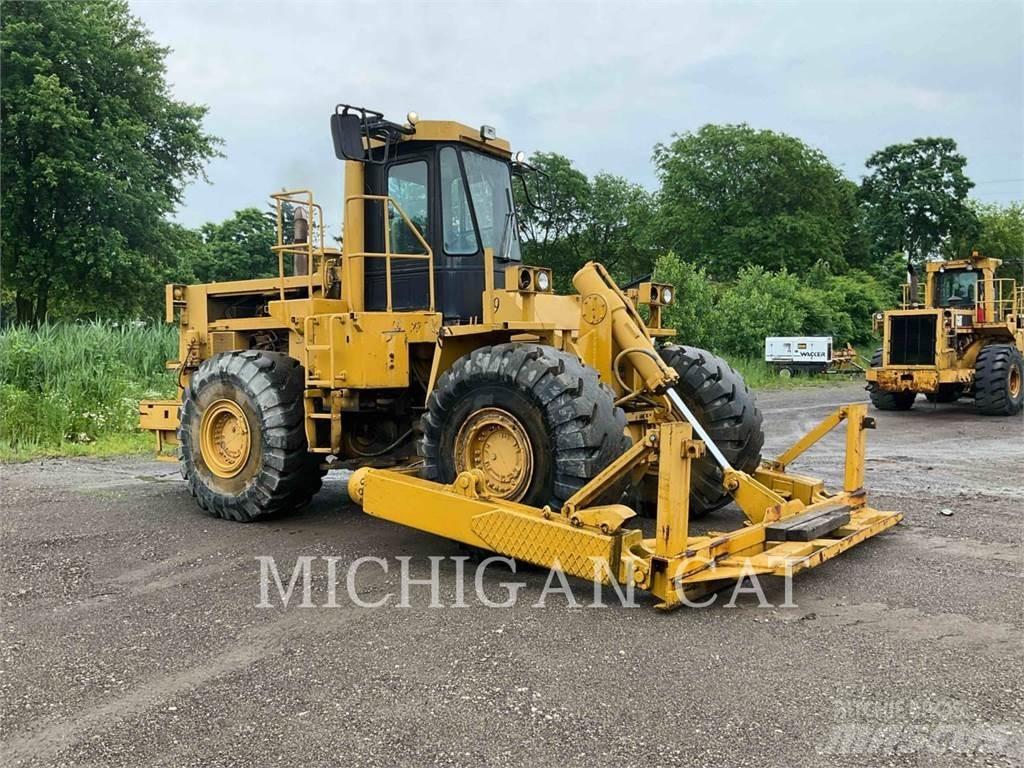 CAT 824C Pyöräkuormaajat