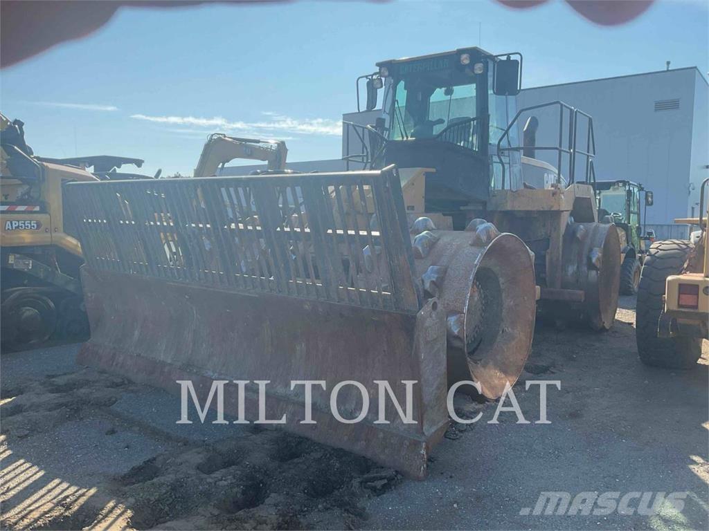 CAT 826G Tiivistyskoneet