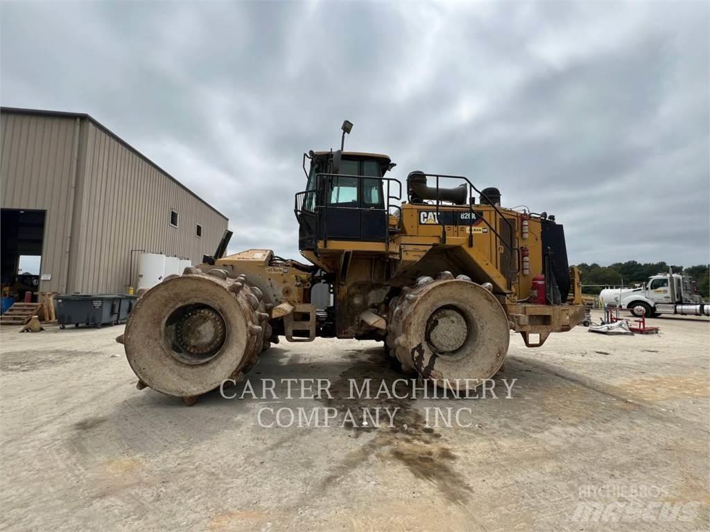 CAT 826K Tiivistyskoneet