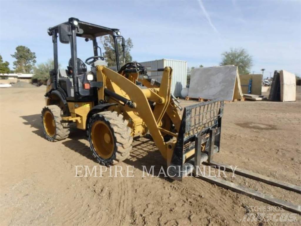 CAT 903D Pyöräkuormaajat