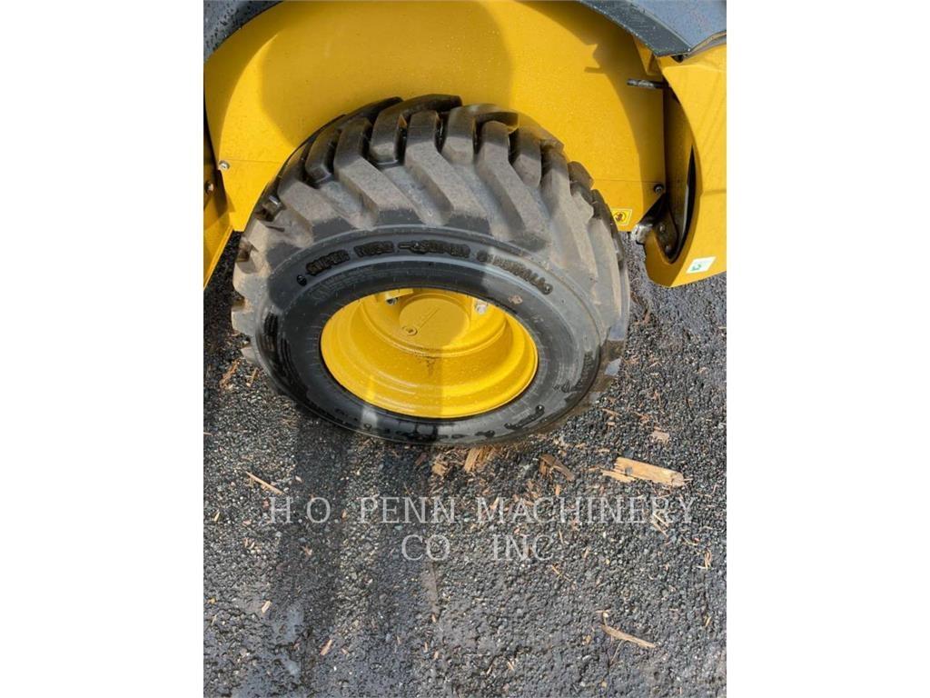 CAT 903D Pyöräkuormaajat