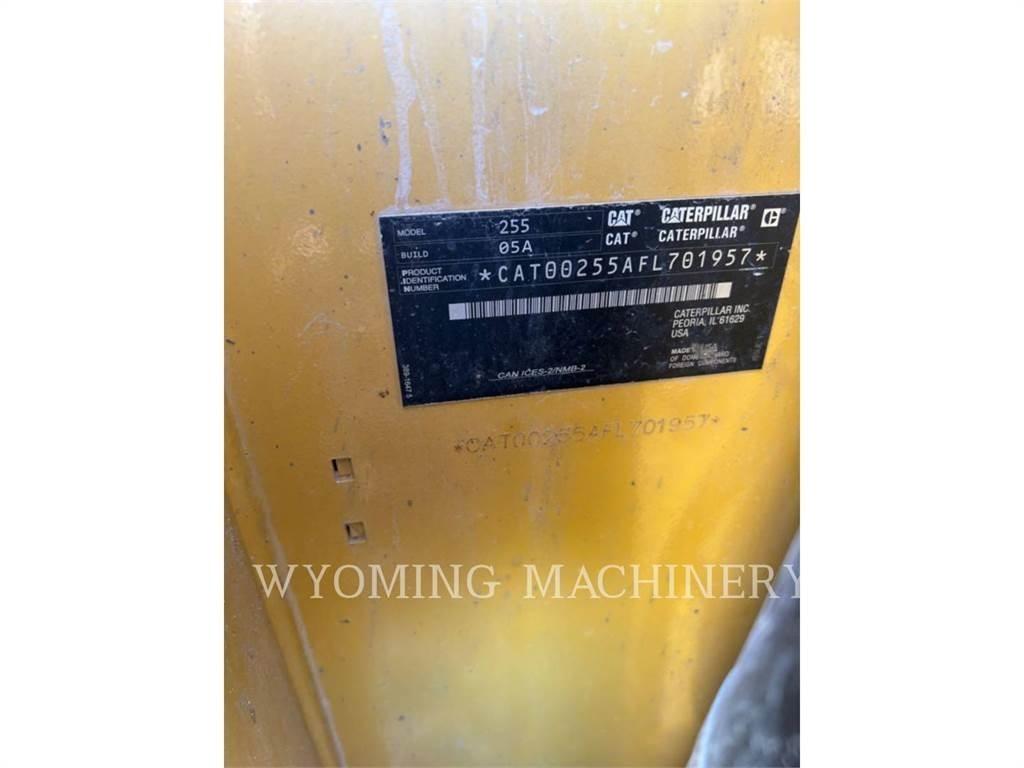 CAT 906 Pyöräkuormaajat