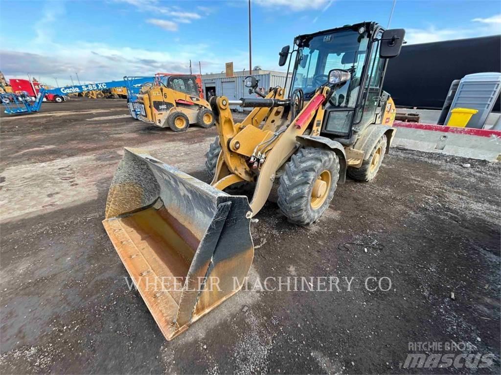 CAT 906 Pyöräkuormaajat