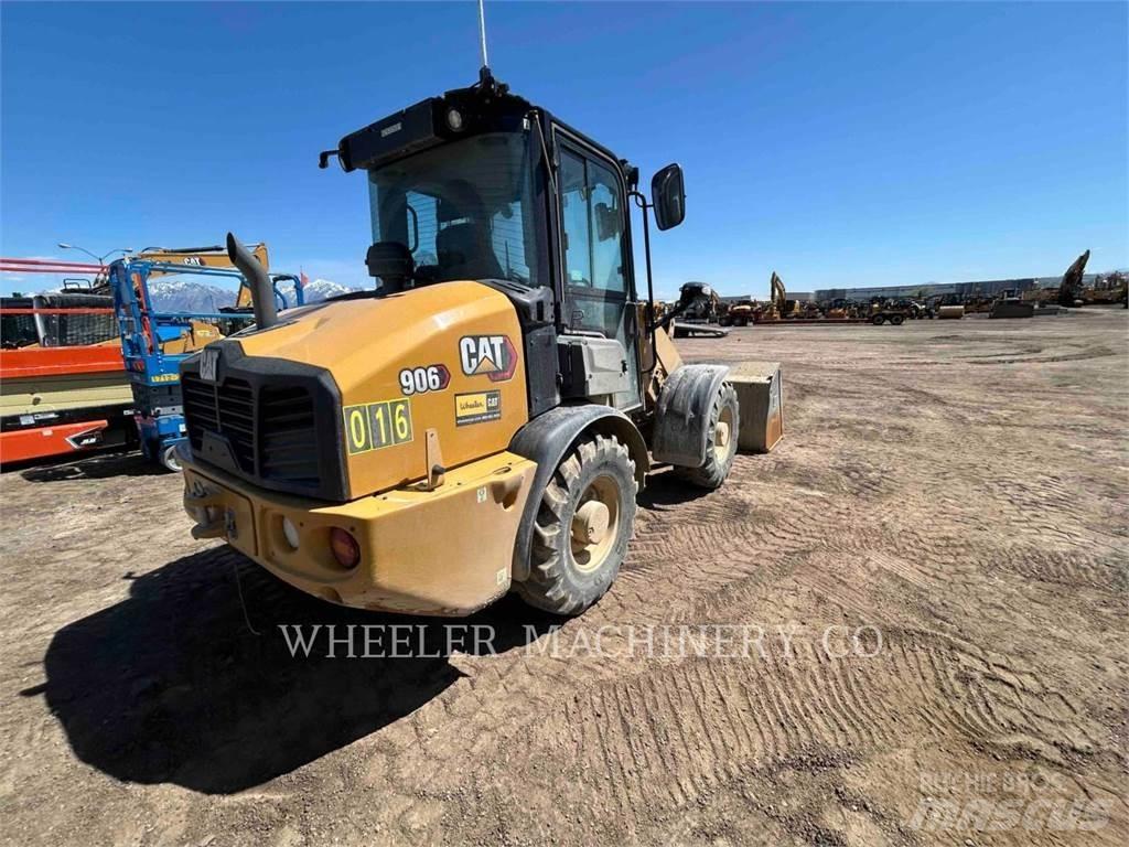CAT 906 Pyöräkuormaajat