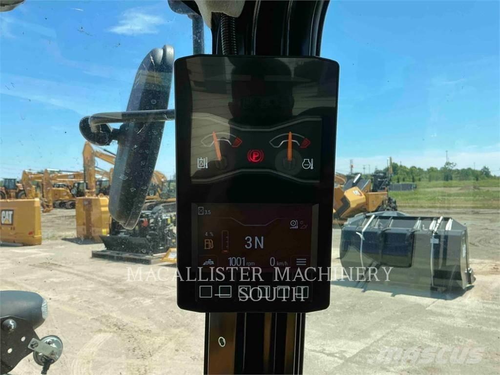 CAT 906 Pyöräkuormaajat