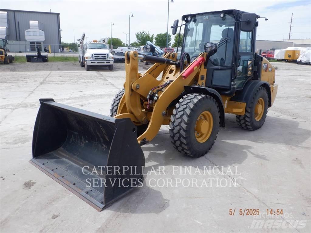 CAT 906-14 Pyöräkuormaajat