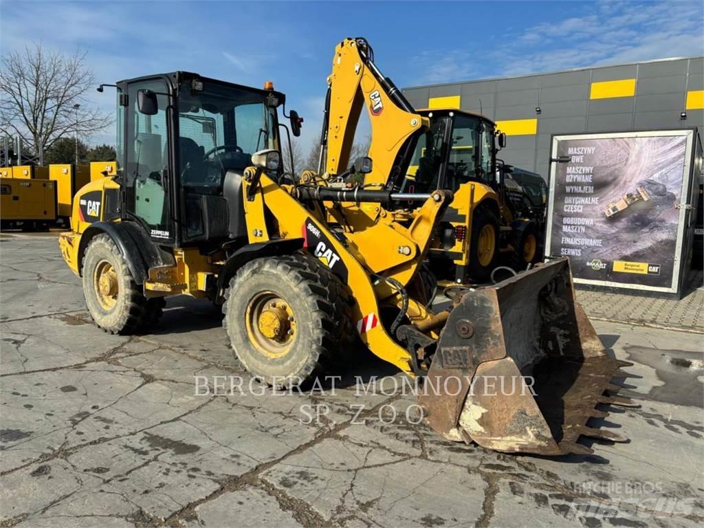 CAT 906H2 Pyöräkuormaajat