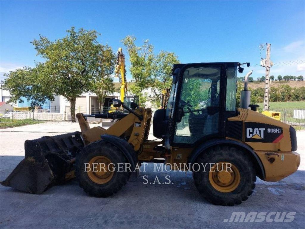 CAT 906H2 Pyöräkuormaajat