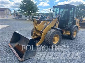 CAT 906M Pyöräkuormaajat