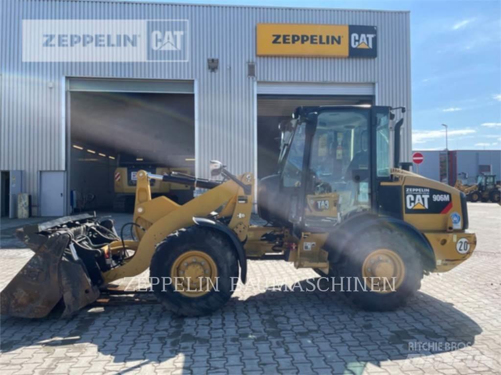 CAT 906M Pyöräkuormaajat
