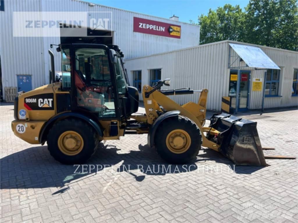 CAT 906M Pyöräkuormaajat