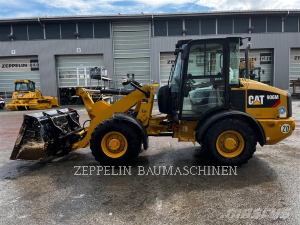 CAT 906M Pyöräkuormaajat