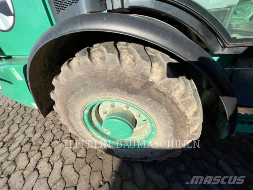 CAT 906M Pyöräkuormaajat