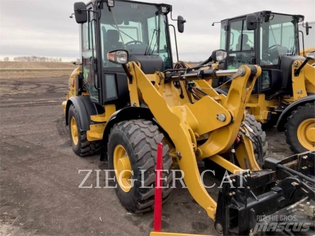 CAT 907M Pyöräkuormaajat