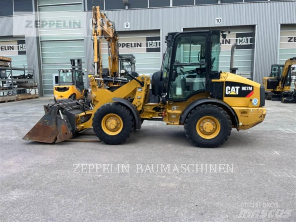 CAT 907M Pyöräkuormaajat