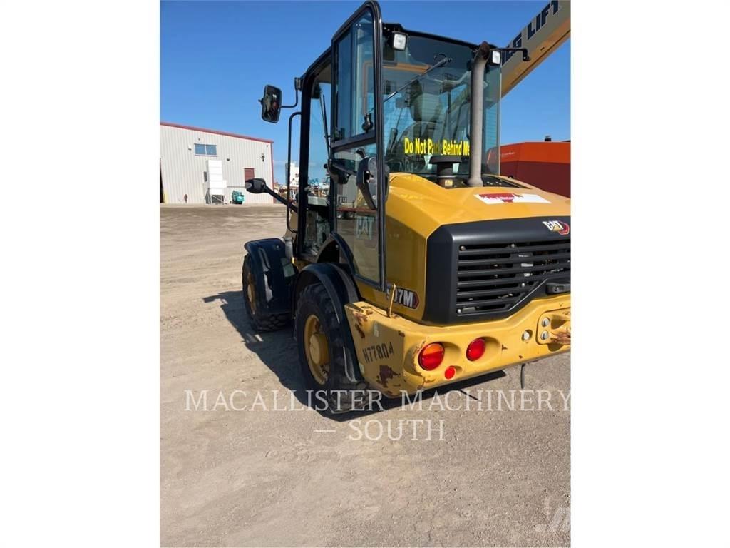 CAT 907M Pyöräkuormaajat