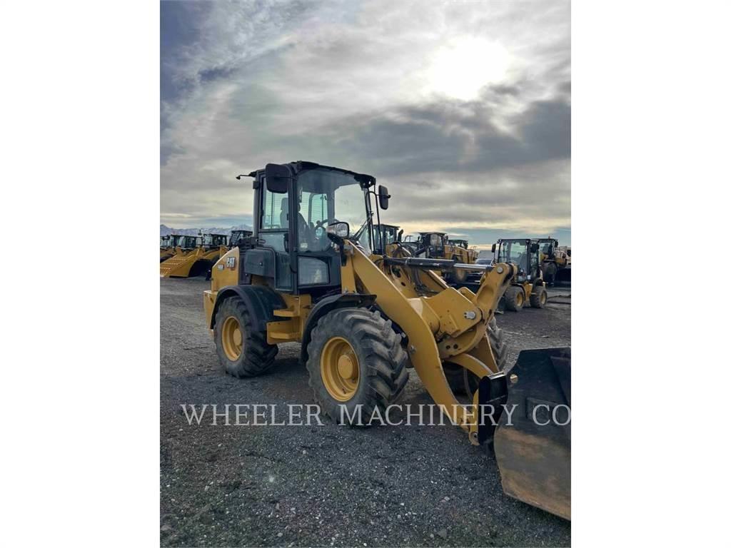 CAT 908 Pyöräkuormaajat