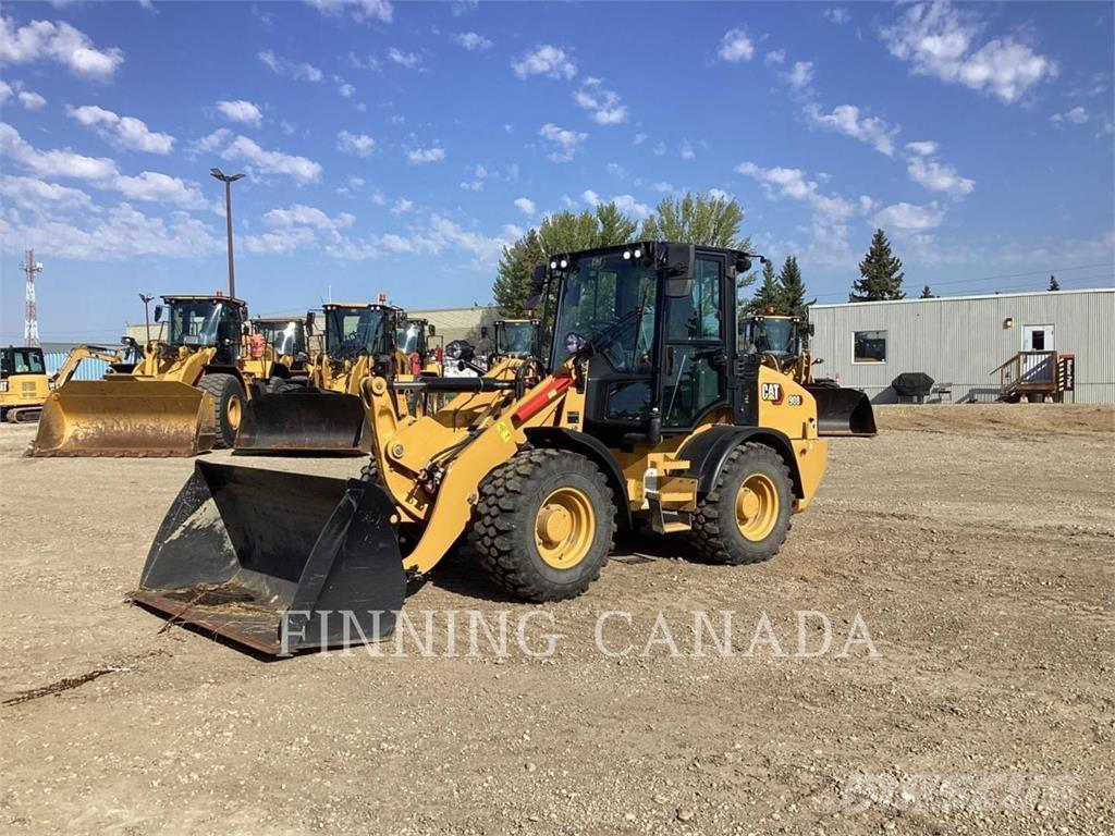 CAT 908 Pyöräkuormaajat