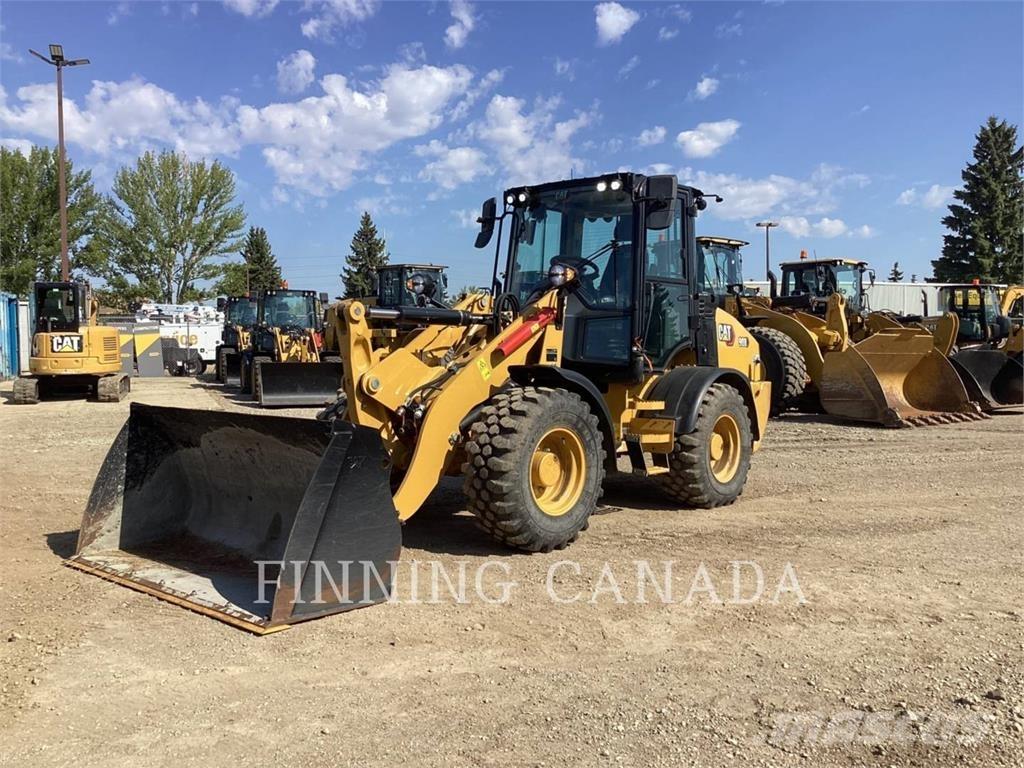 CAT 908 Pyöräkuormaajat
