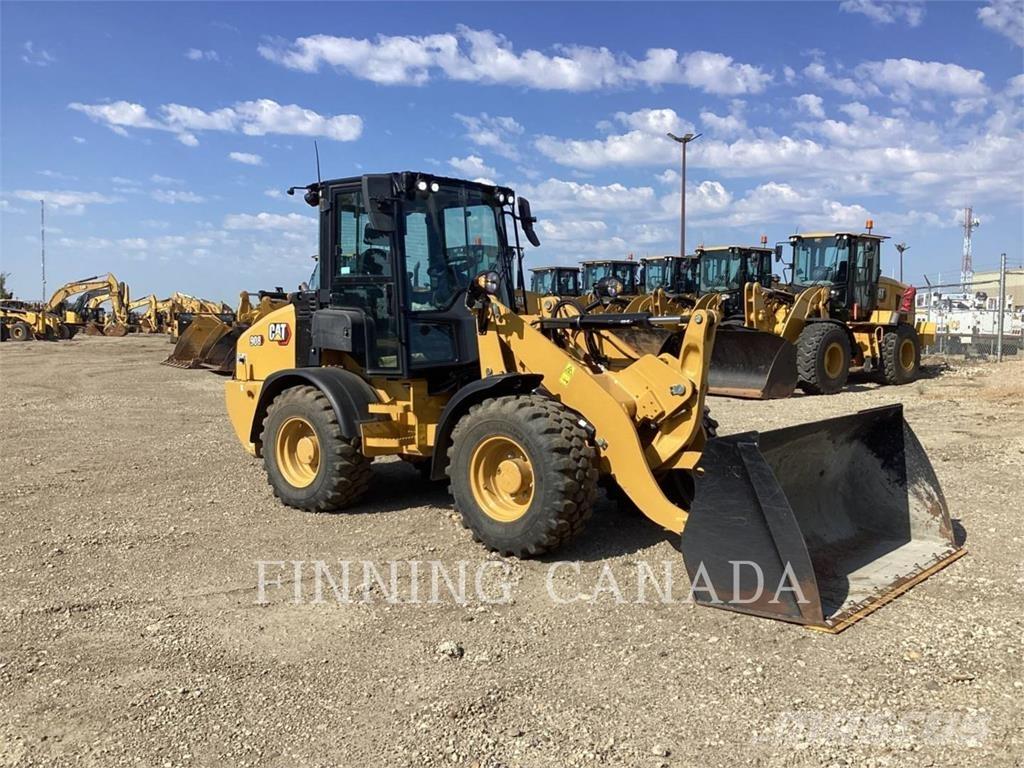 CAT 908 Pyöräkuormaajat