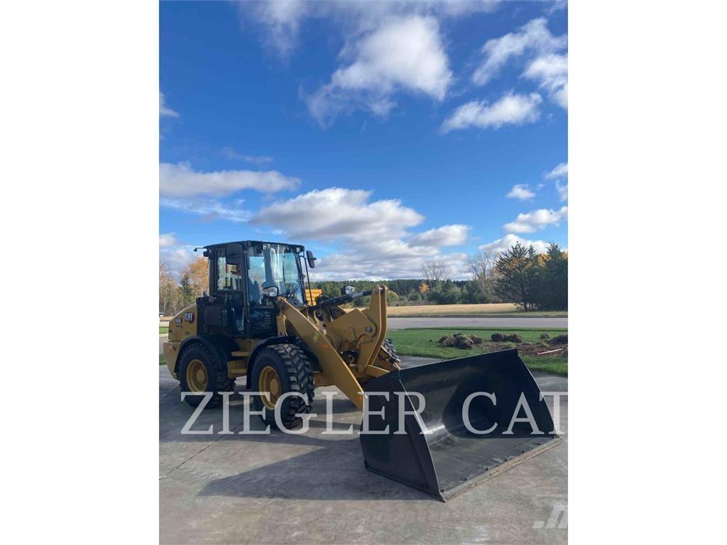 CAT 908 Pyöräkuormaajat