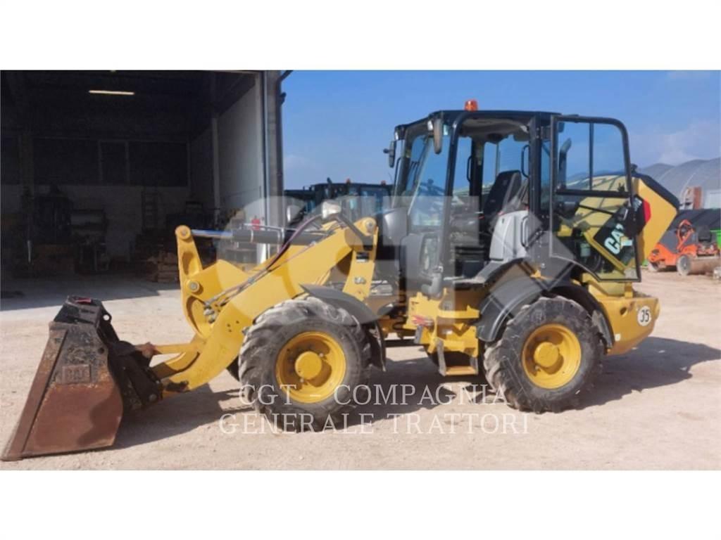 CAT 908 M Pyöräkuormaajat