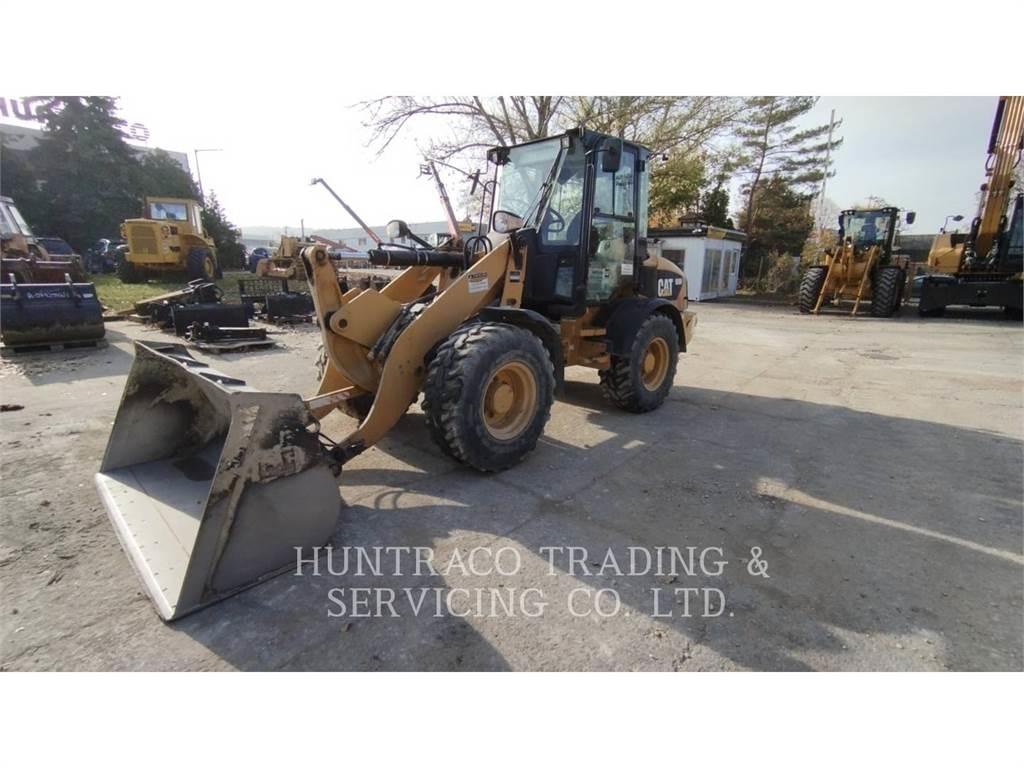 CAT 908H Pyöräkuormaajat