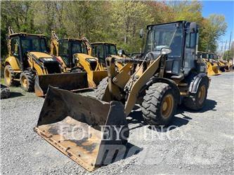 CAT 908H2 Pyöräkuormaajat