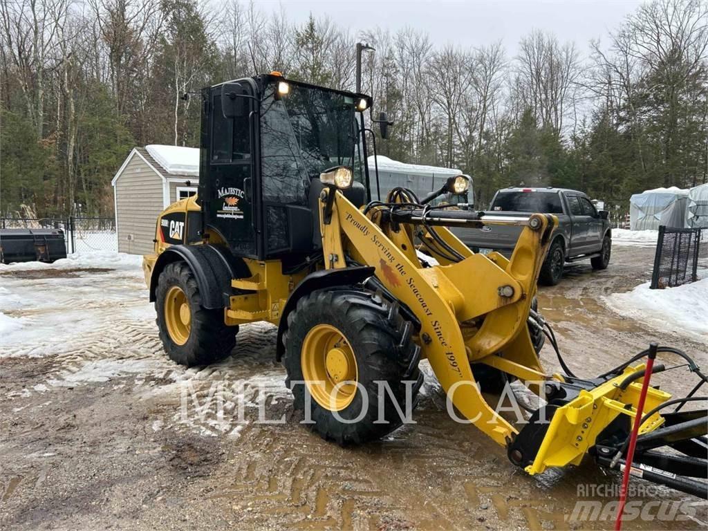 CAT 908H2 Pyöräkuormaajat