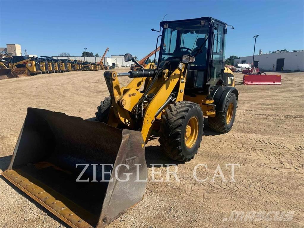 CAT 908H2 Pyöräkuormaajat