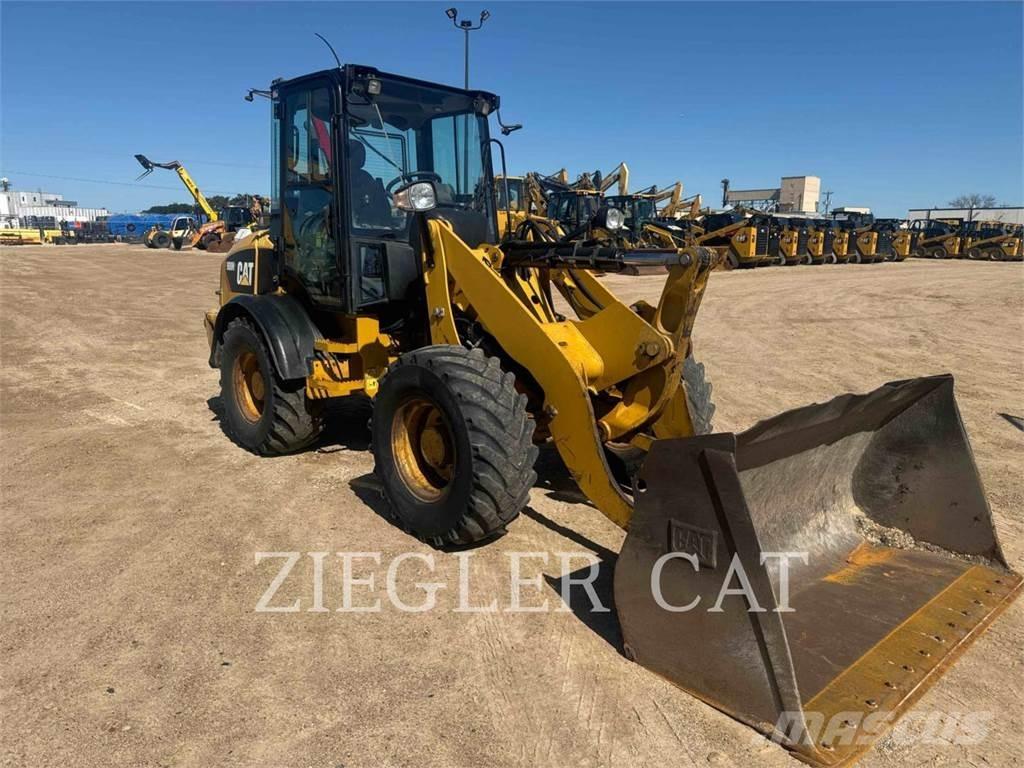 CAT 908H2 Pyöräkuormaajat