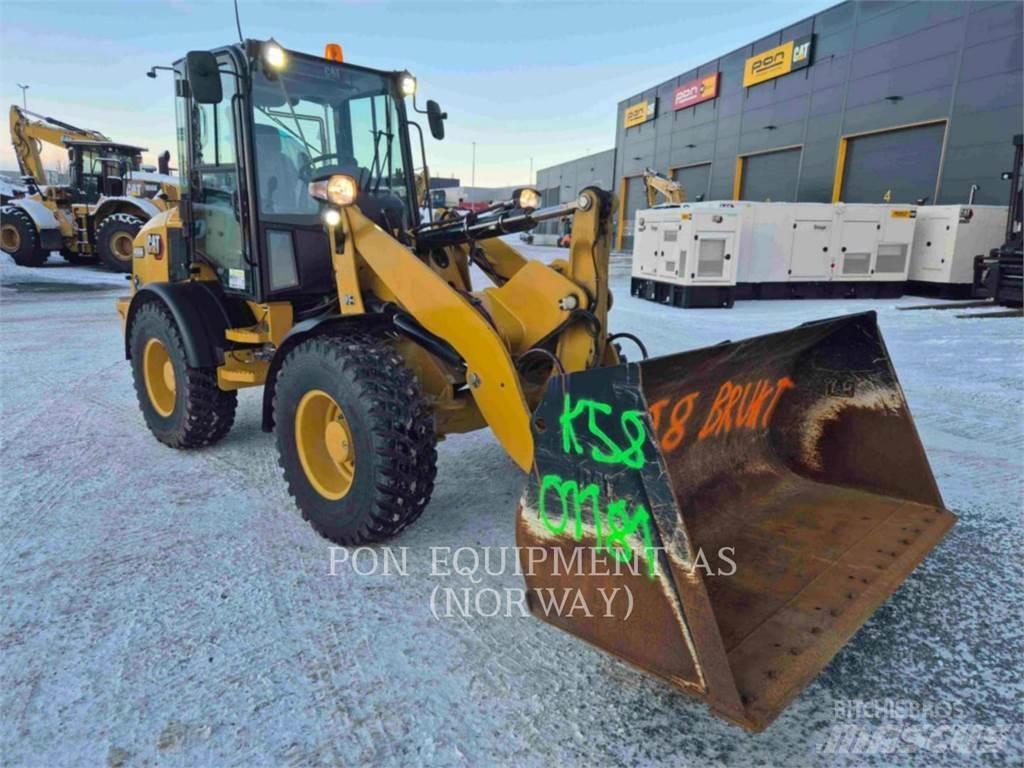 CAT 908M Pyöräkuormaajat