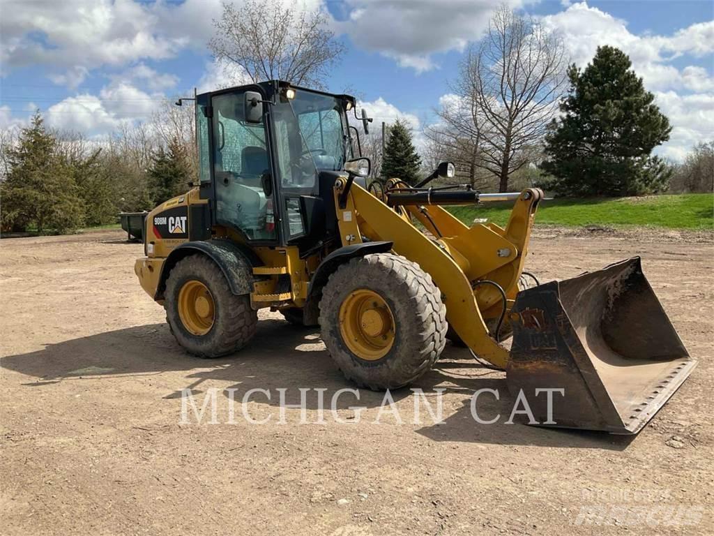 CAT 908M Pyöräkuormaajat