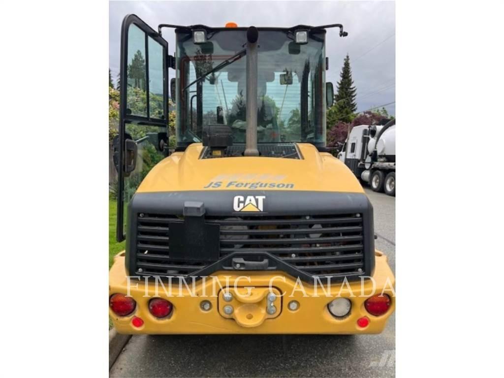CAT 908M Pyöräkuormaajat